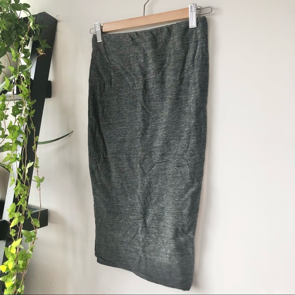 5/$20 NWOT Grey pencil skirt, size XS - Picture 8 of 9
